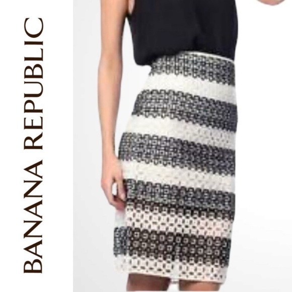 Banana Republic Dresses & Skirts - BANANA REPUBLIC STRIPE LACE PENCIL SKIRT BLACK AND OFF WHITE- 8